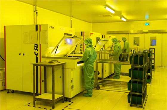 蝕刻萬(wàn)級(jí)無(wú)塵車(chē)間